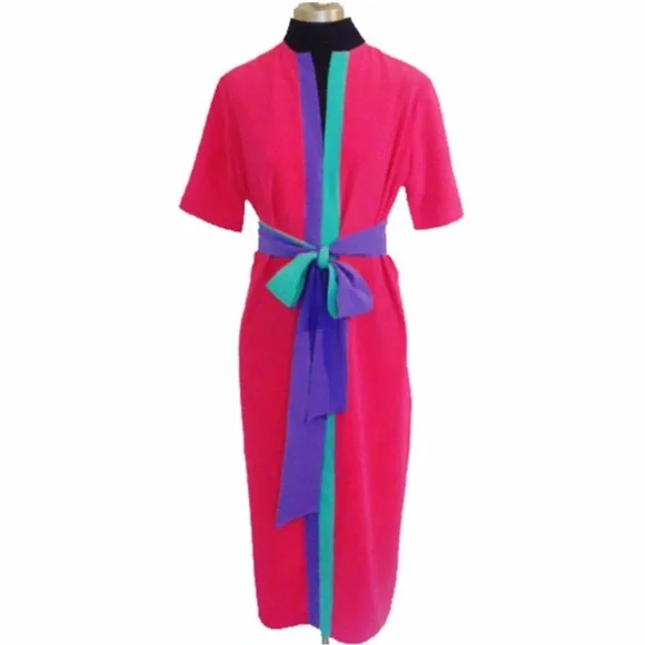 Vintage 70s Vogue Dresses | Vtg 70s Vogue Hot Pink Crepe Belted Shift Dress M | Color: Pink | Size: M | Agnes2019's Closet Vintage 70s Vogue Dresses | Vtg 70s Vogue Hot Pink Crepe Belted Shift Dress M | Color: Pink | Size: M | Agnes2019's Closet